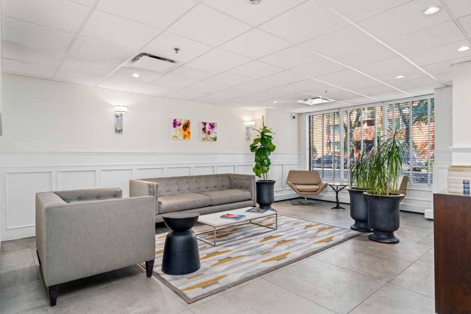 Calgary, AB T2R 0L5,1001 13 AVE Southwest #1140