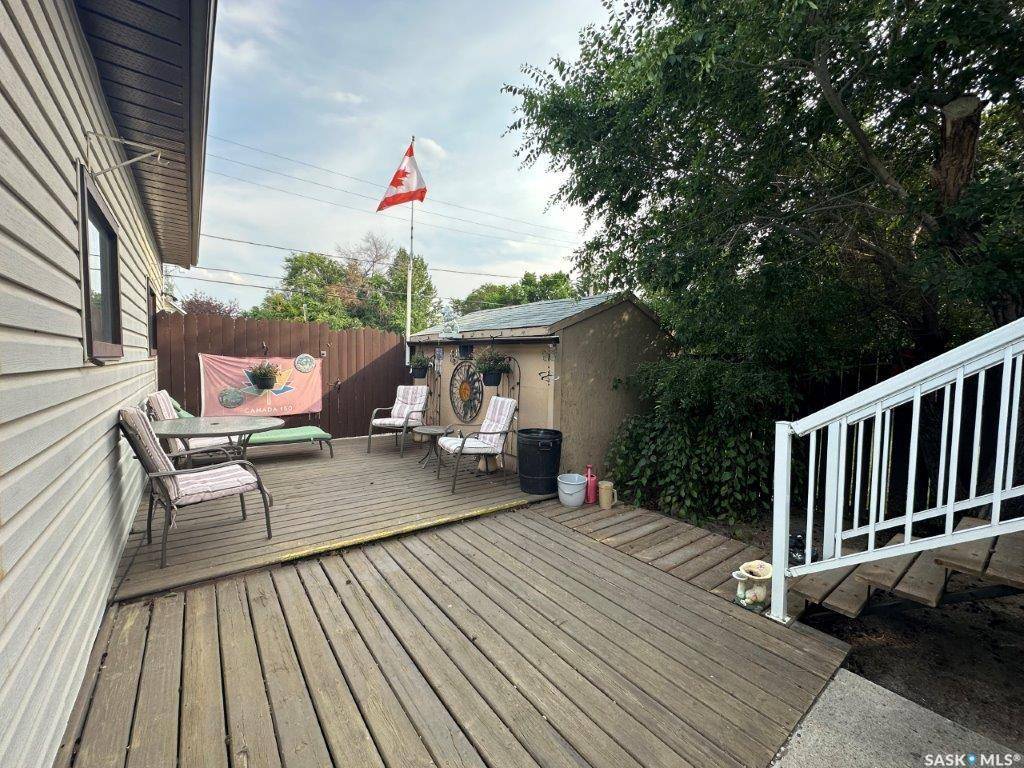 Kindersley, SK S0L 1S0,205 7th AVENUE W