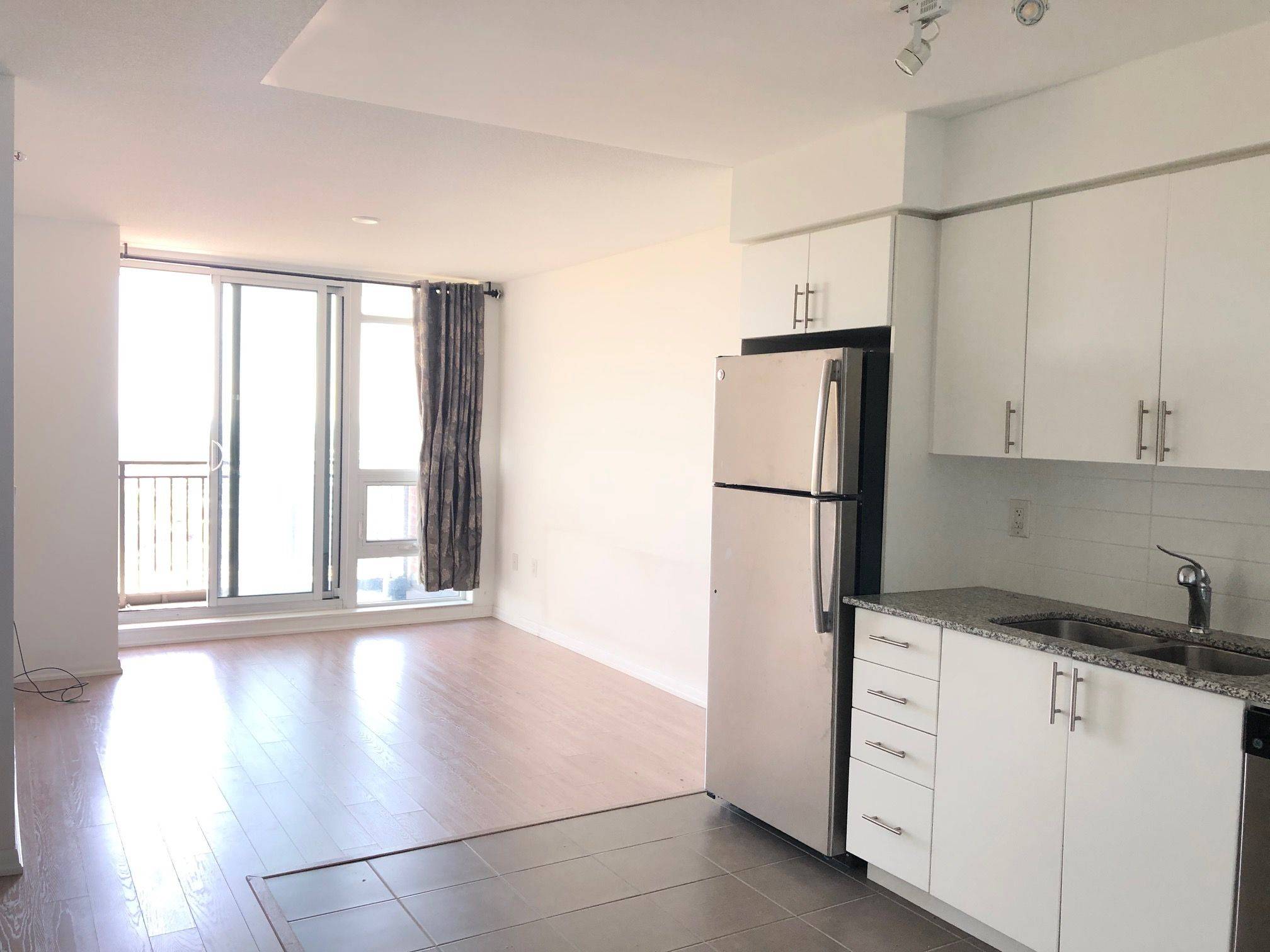 Toronto W04, ON M4A 1C3,830 Lawrence AVE W #2409