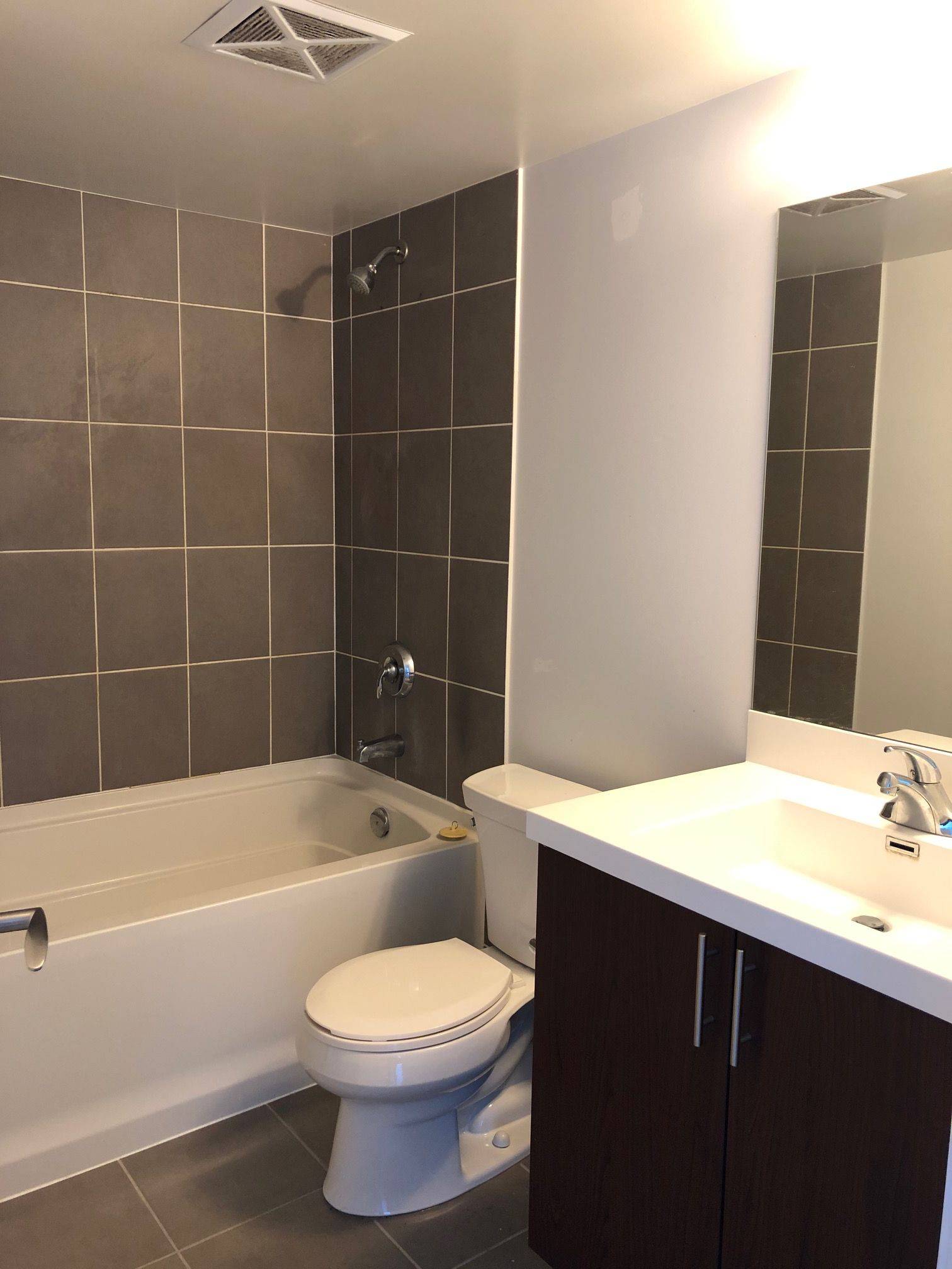Toronto W04, ON M4A 1C3,830 Lawrence AVE W #2409
