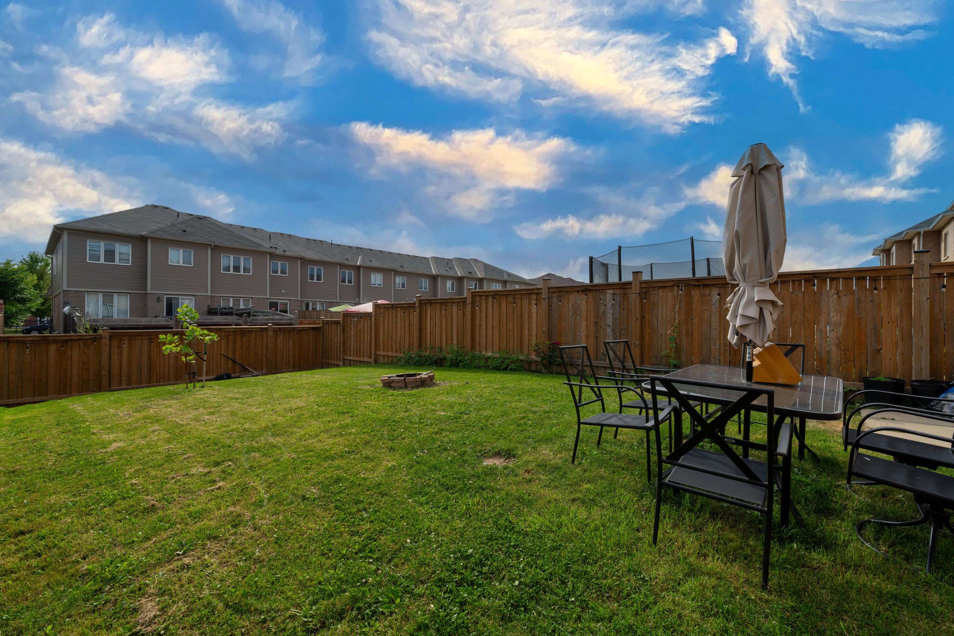 Brantford, ON N3T 0J6,268 Powell RD