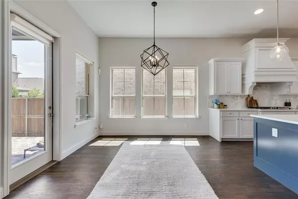 Carrollton, TX 75010,4556 La Roche Avenue