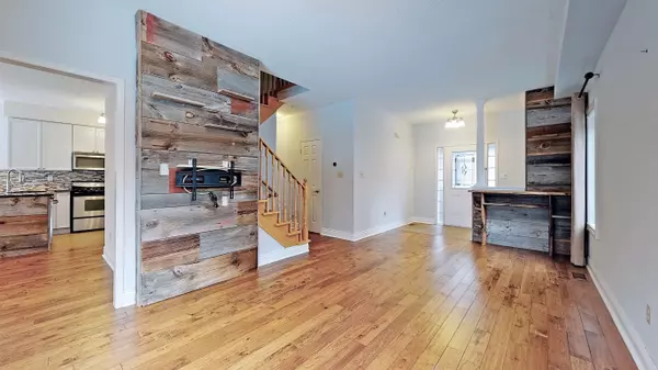 Pickering, ON L1V 7C5,913 Wingarden CRES