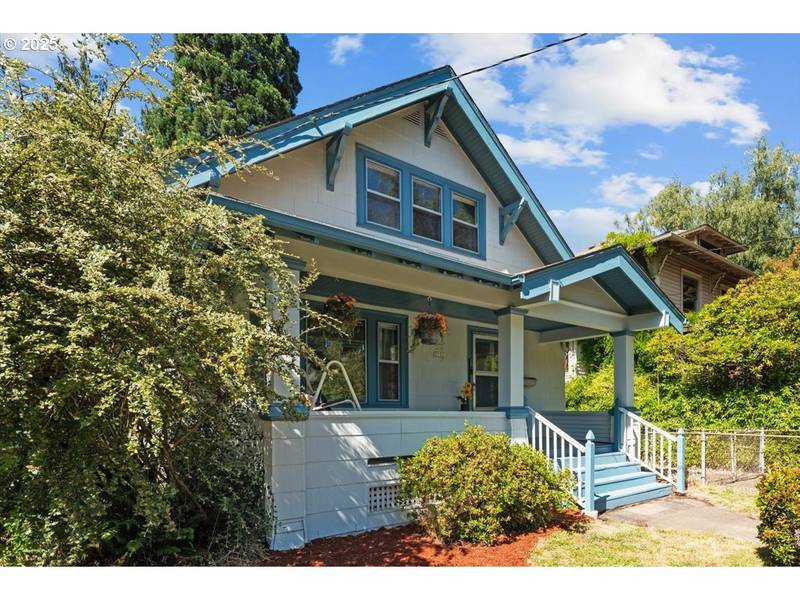 3931 SE TAYLOR ST, Portland, OR 97214