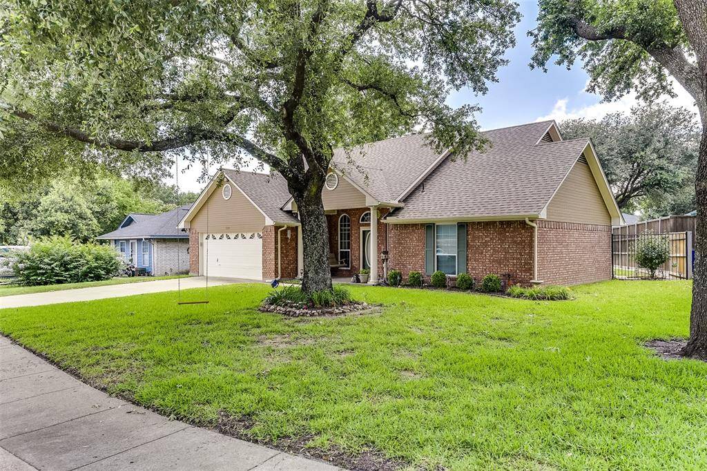 Waxahachie, TX 75165,120 Driftwood Lane