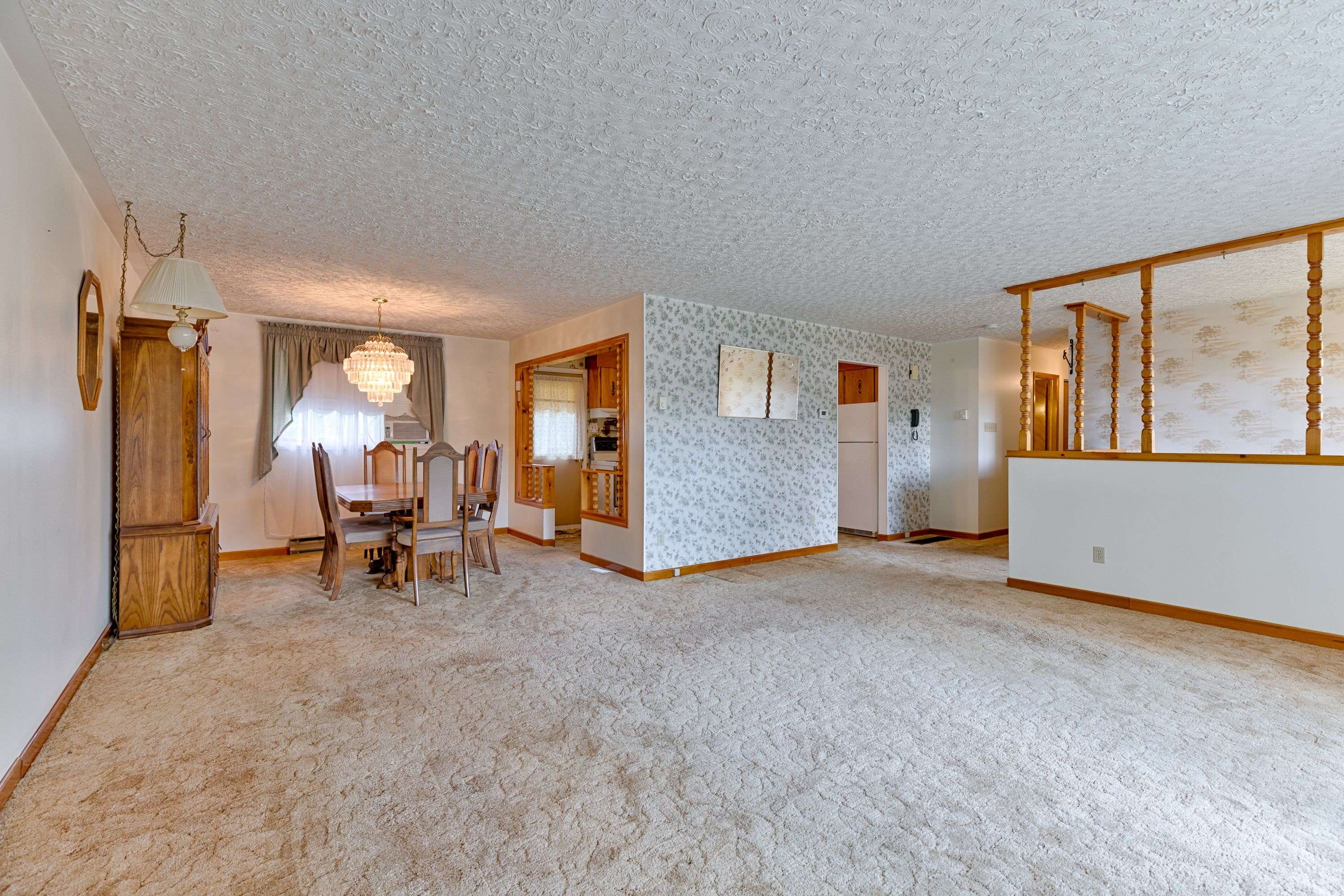 Petawawa, ON K8H 2Y9,18 Biesenthal RD
