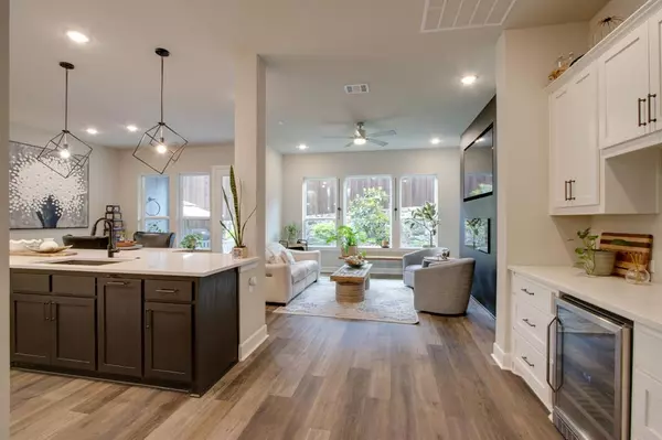 8028 Emerald Rock Drive, Dallas, TX 75228