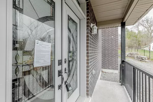 Brock, ON L0K 1A0,637 Simcoe ST