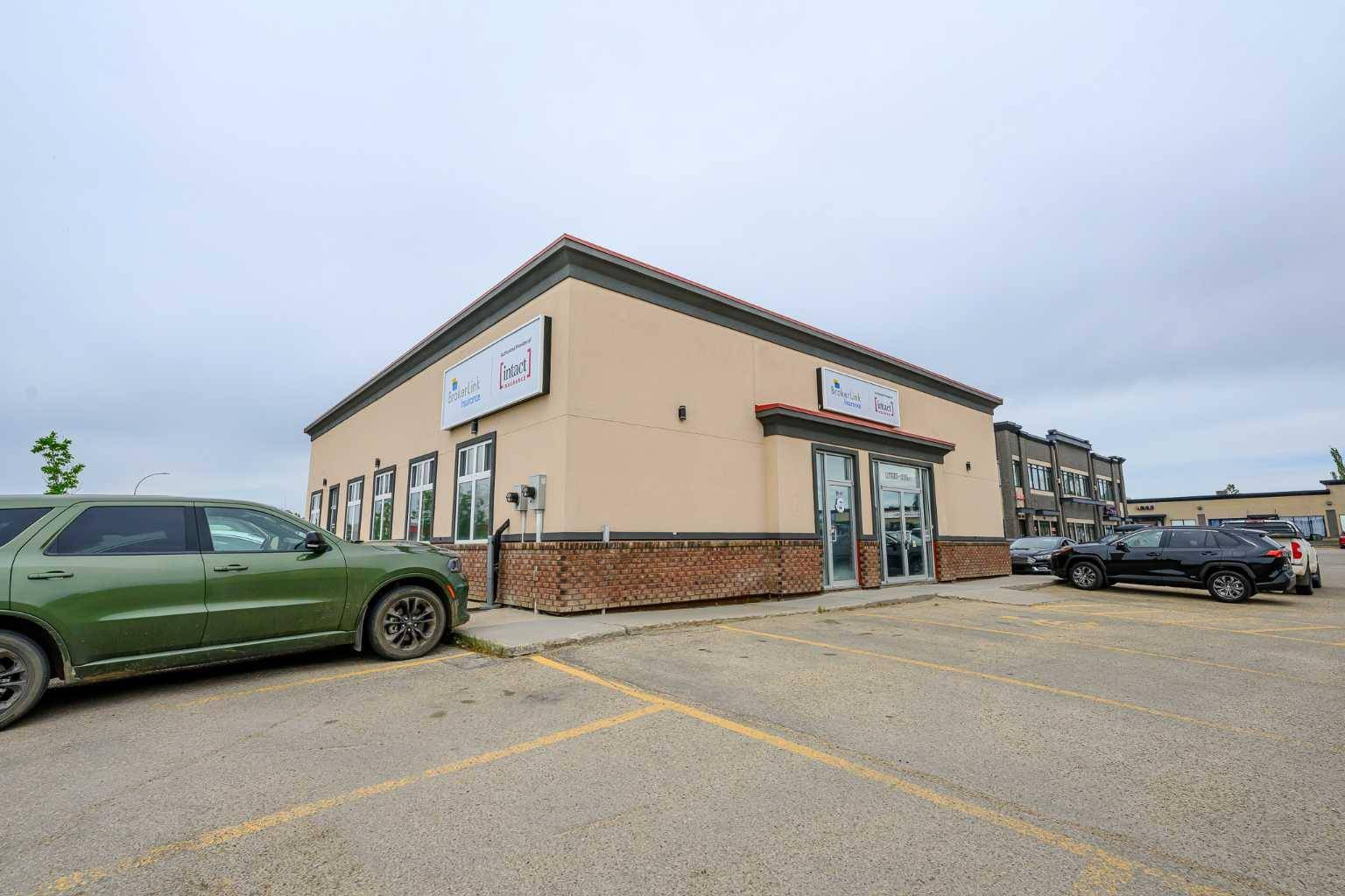 Grande Prairie, AB T8V 8L1,11725 105 ST