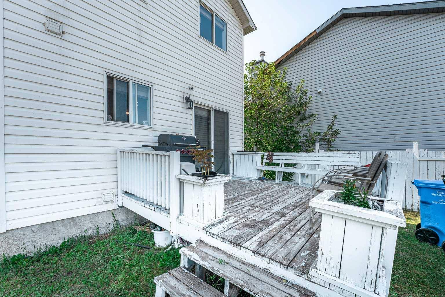 Calgary, AB T3J3V3,90 MARTIN CROSSING WAY Northeast
