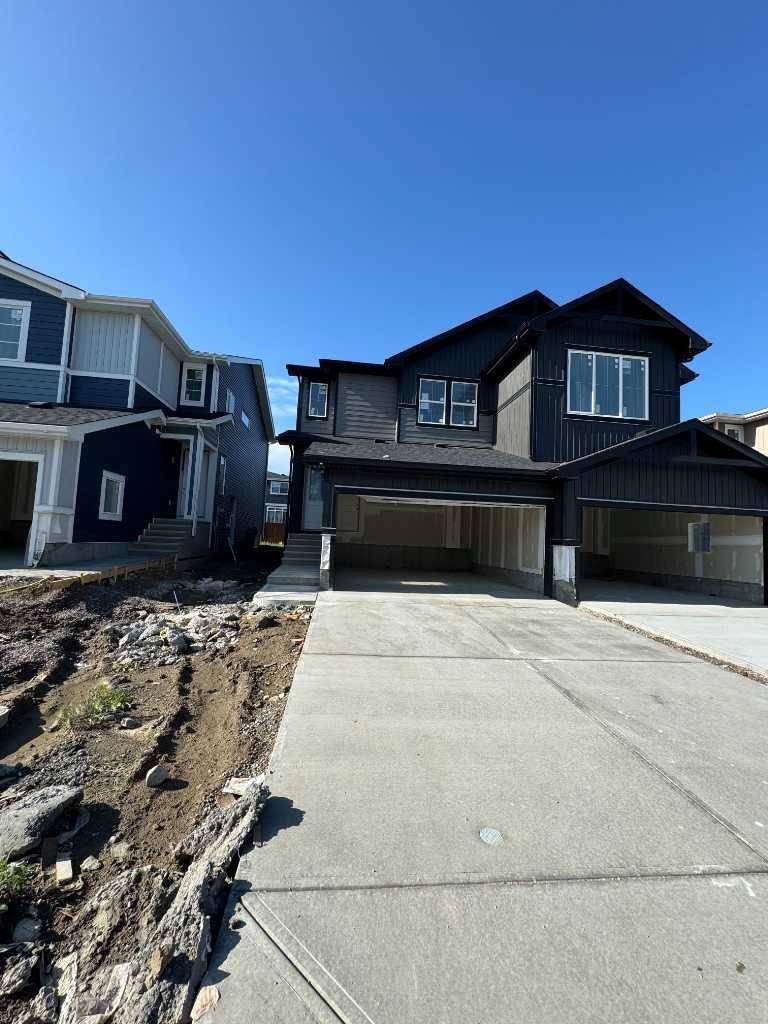253 Waterford WAY, Chestermere, AB T1X 2Z9
