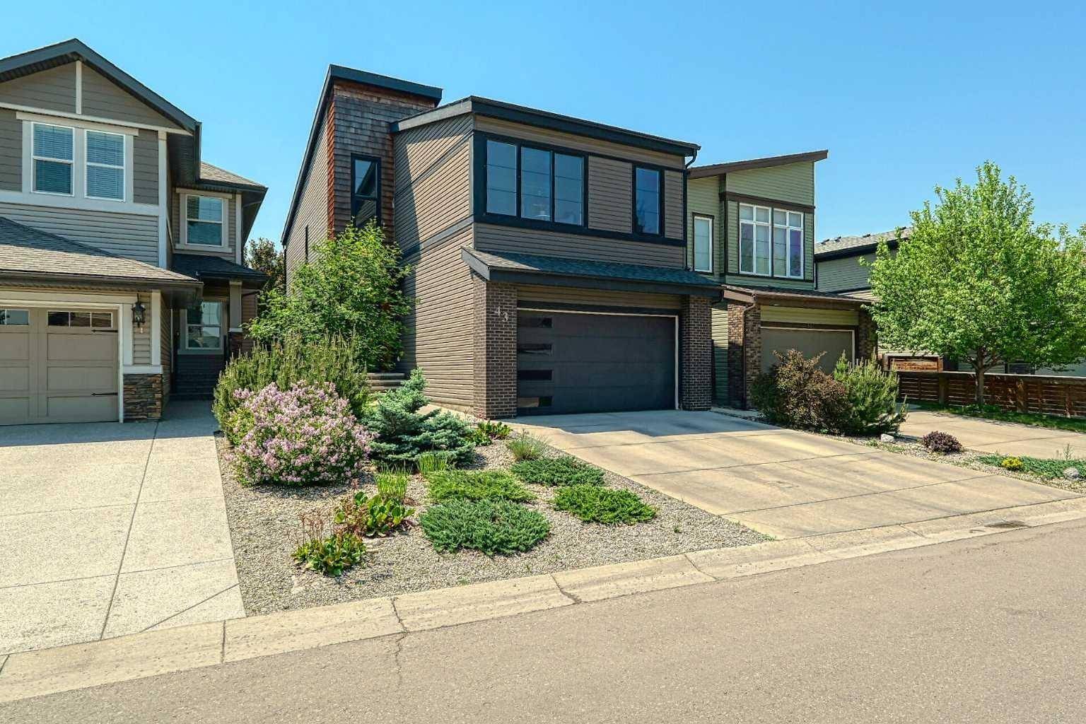 43 Walden CT SE, Calgary, AB T2X 0N8