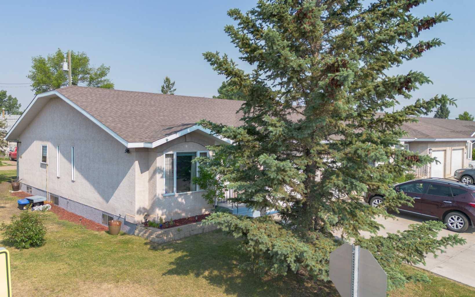 Stettler, AB T4K 1J1,4402 57 ST
