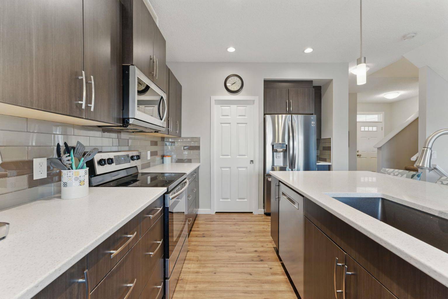 Calgary, AB T3M 1P8,230 Auburn Crest WAY SE
