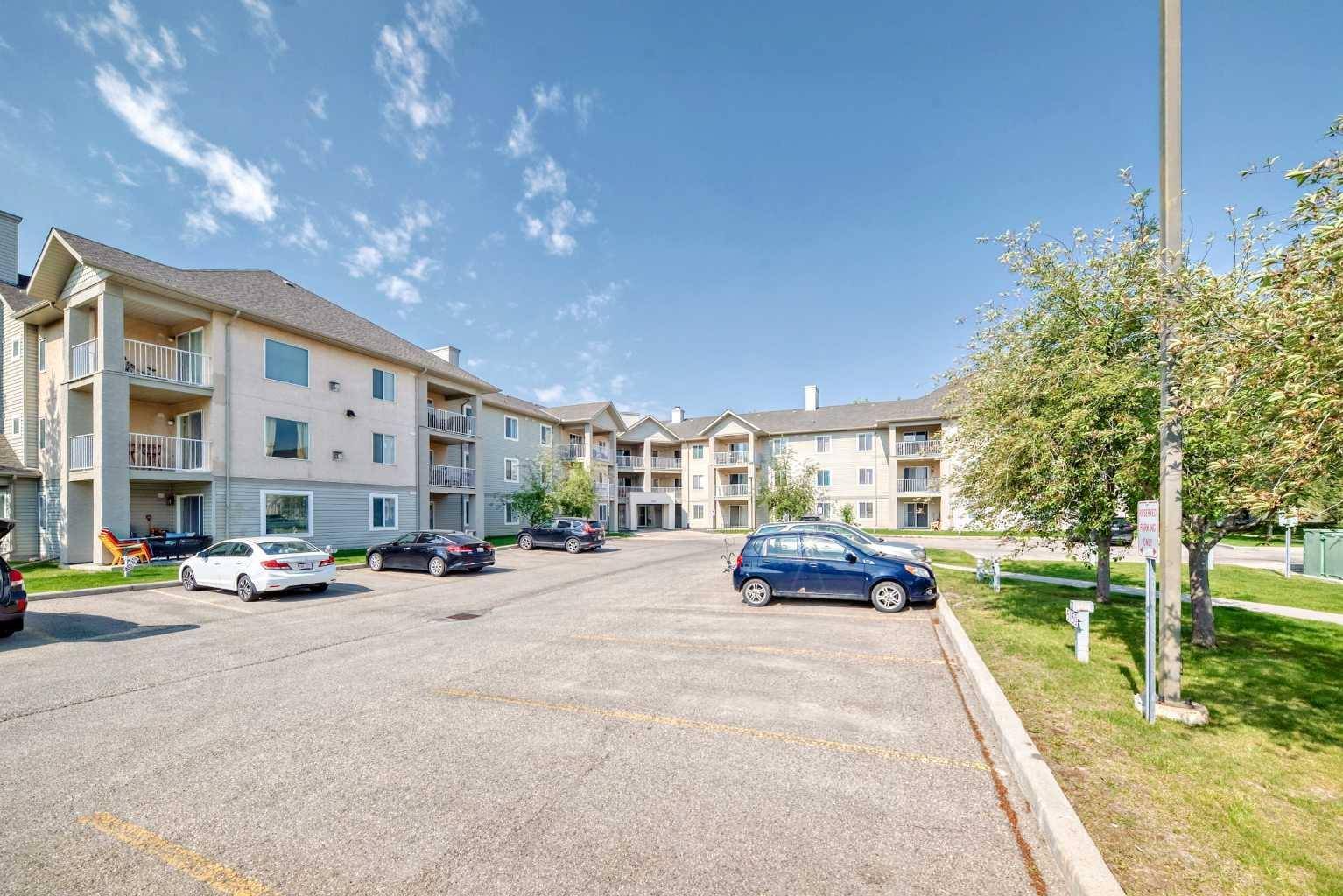 Calgary, AB T3G 5N5,1000 Citadel Meadow PT Northwest #215