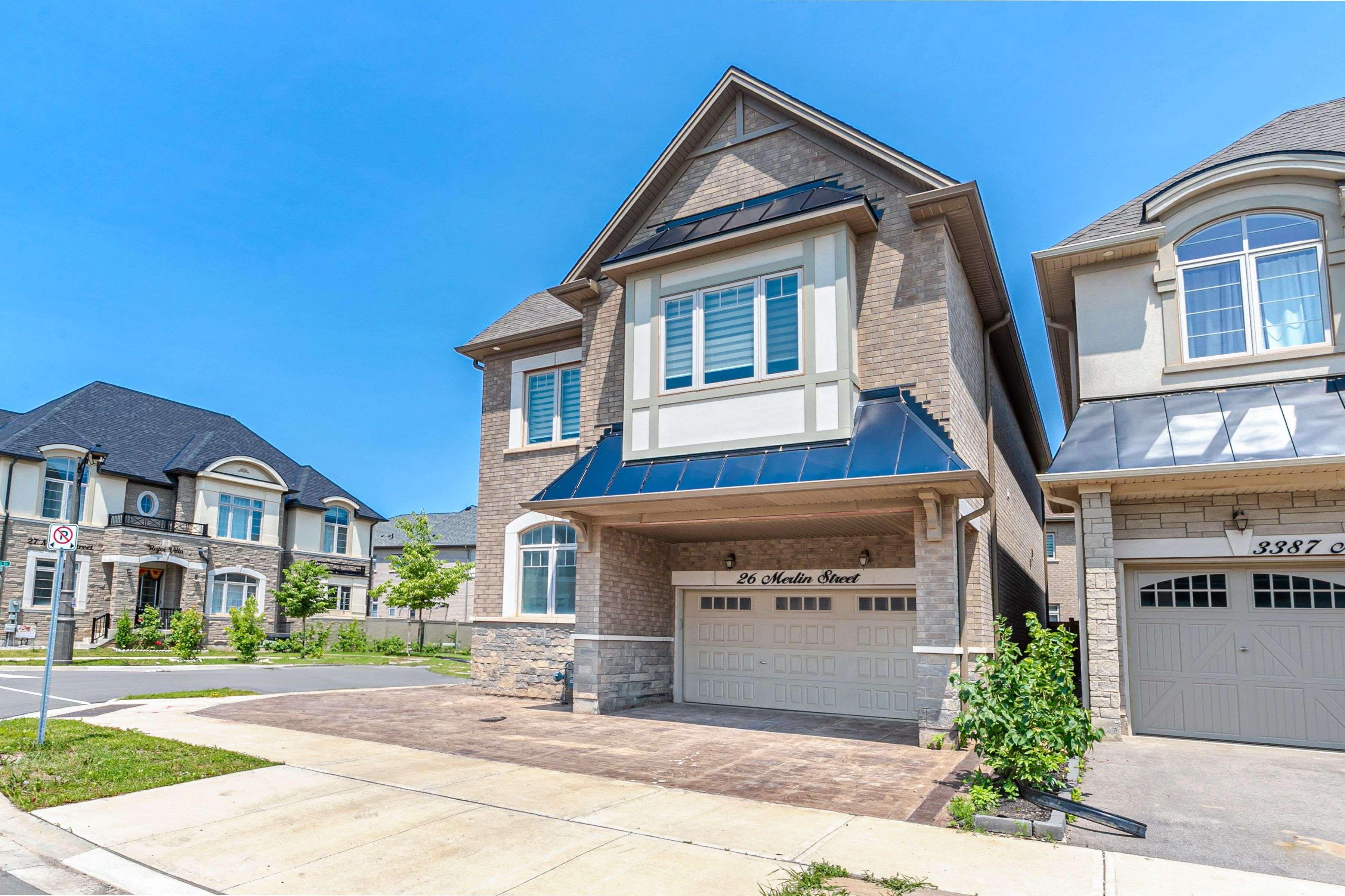 Oakville, ON L6H 0Z3,26 Merlin ST