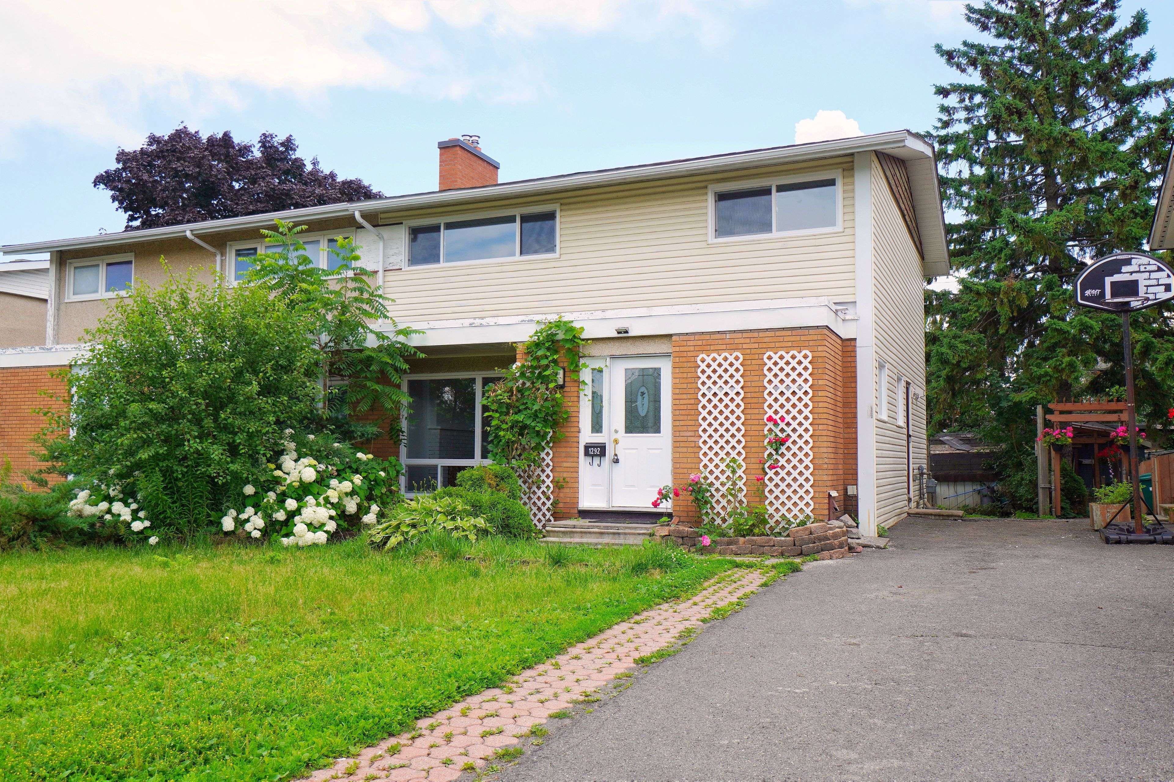 1292 MEADOWLANDS DR E, Cityview - Parkwoods Hills - Rideau Shore, ON K2E 6K5