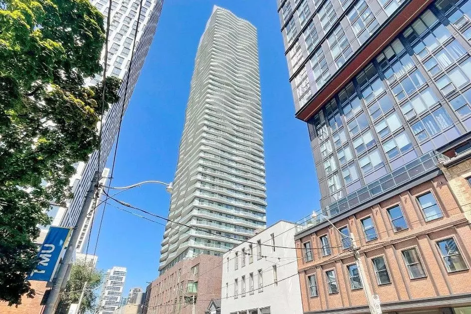 Toronto C08, ON M5B 0C7,100 Dalhousie ST #1408
