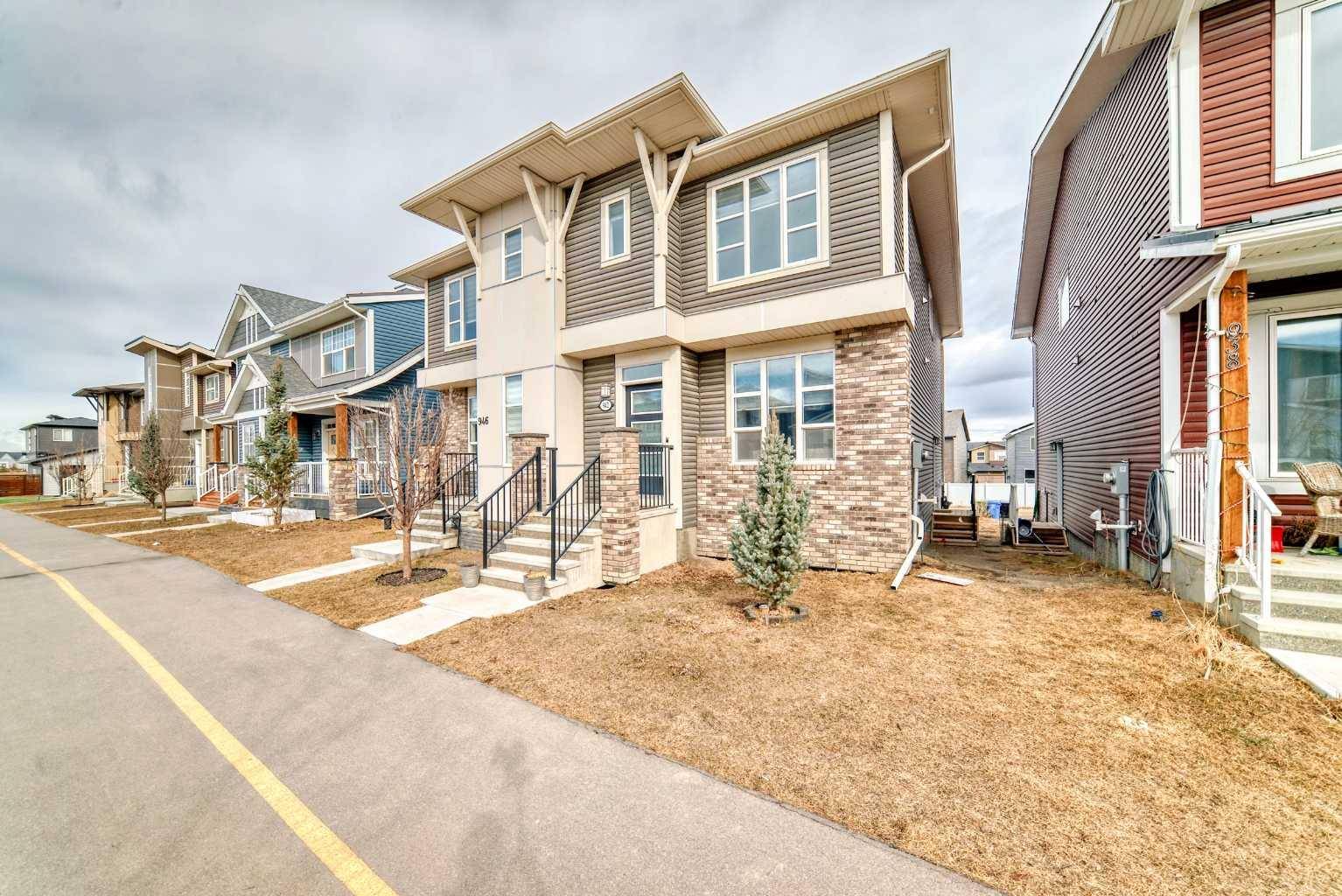 Calgary, AB T3P 1L6,942 Livingston WAY Northeast