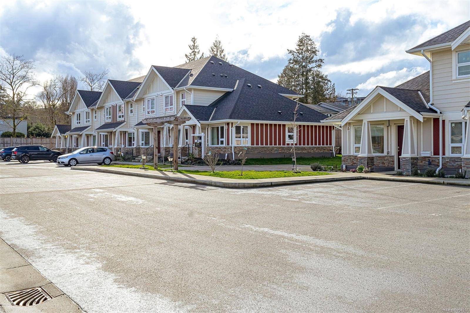 3248 Sherman Rd #109, Duncan, BC V9L 4B4