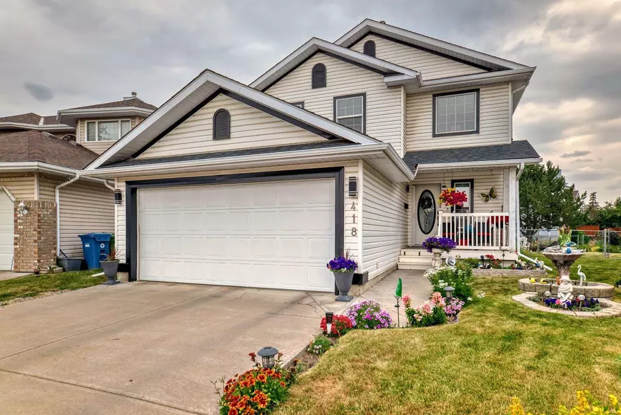 418 Coral Keys PL NE, Calgary, AB T3J 3K7