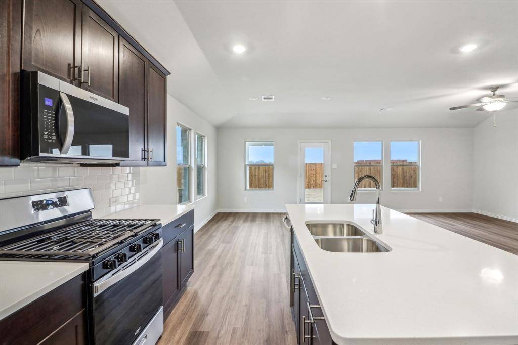 Lavon, TX 75166,968 Linden Court