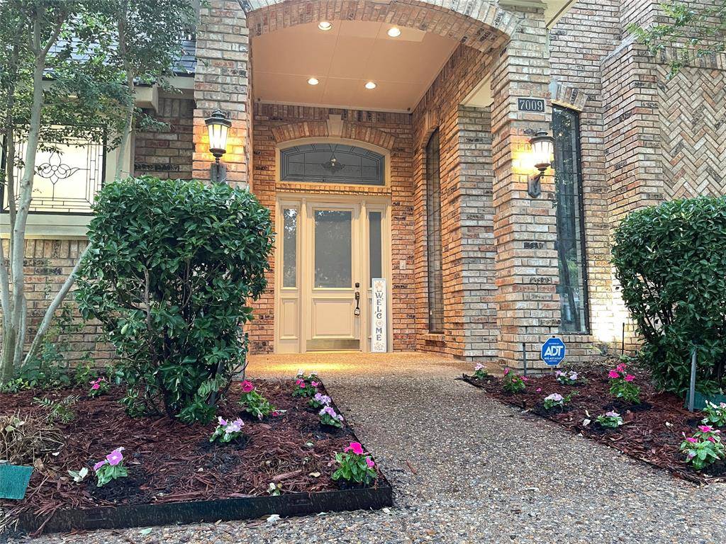 Plano, TX 75024,7009 Ebony Court