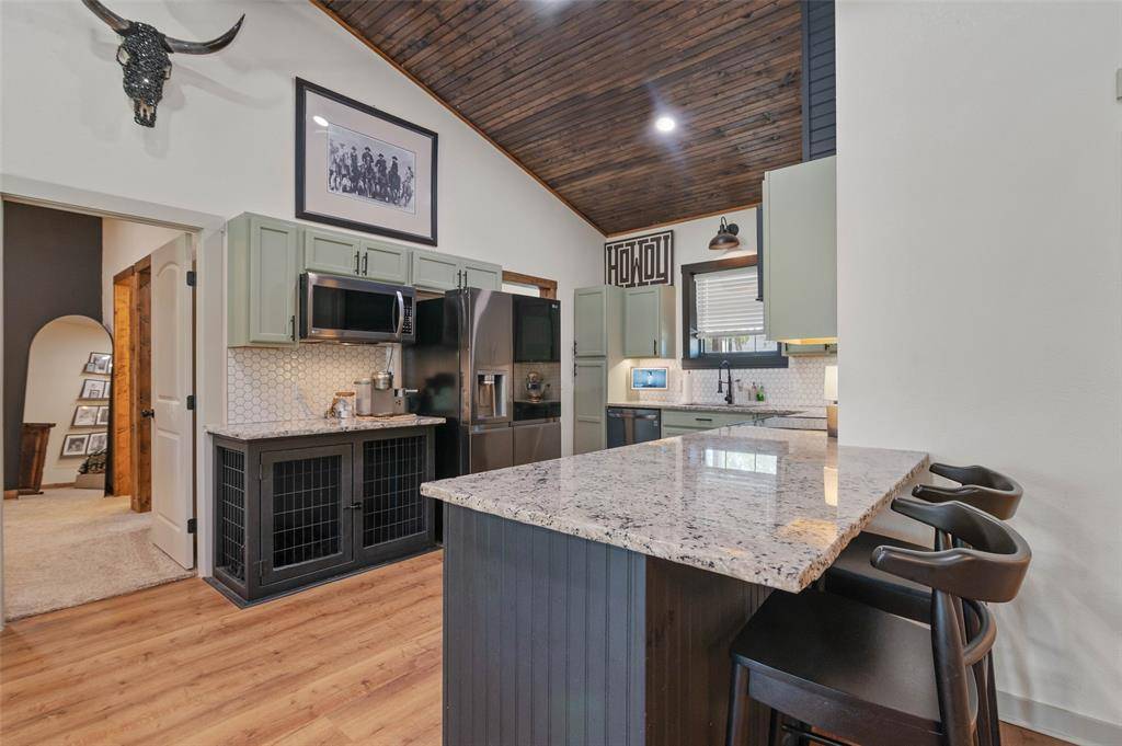 Springtown, TX 76082,752 Salt Creek Road