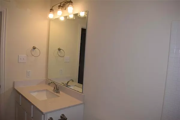 Fort Worth, TX 76105,1400 Wallace Street