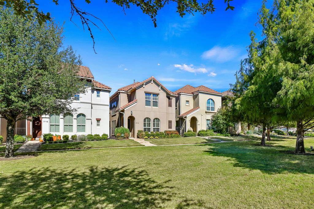 Flower Mound, TX 75022,512 Sandy Lane