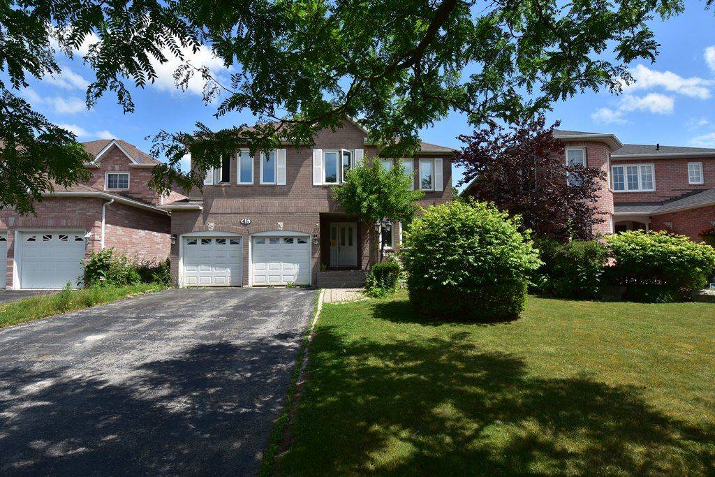 45 Eric Clarke DR, Whitby, ON L1R 2H9
