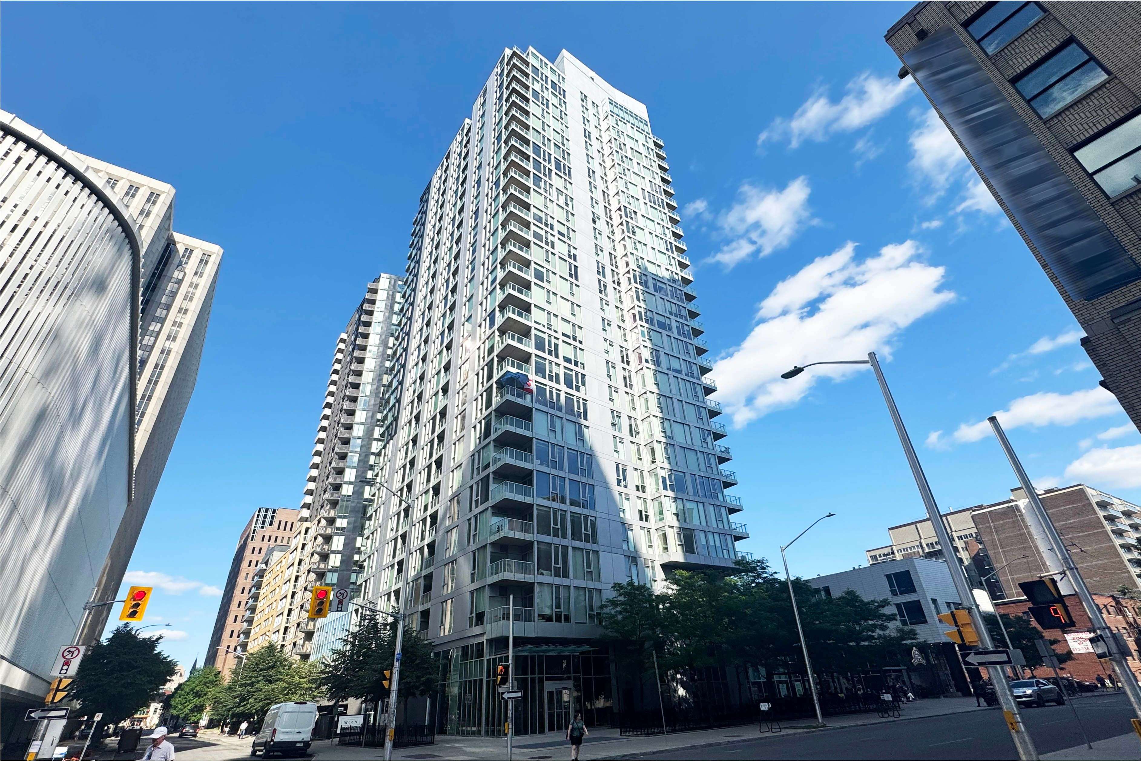 179 METCALFE ST #1907, Ottawa Centre, ON K2P 0W1