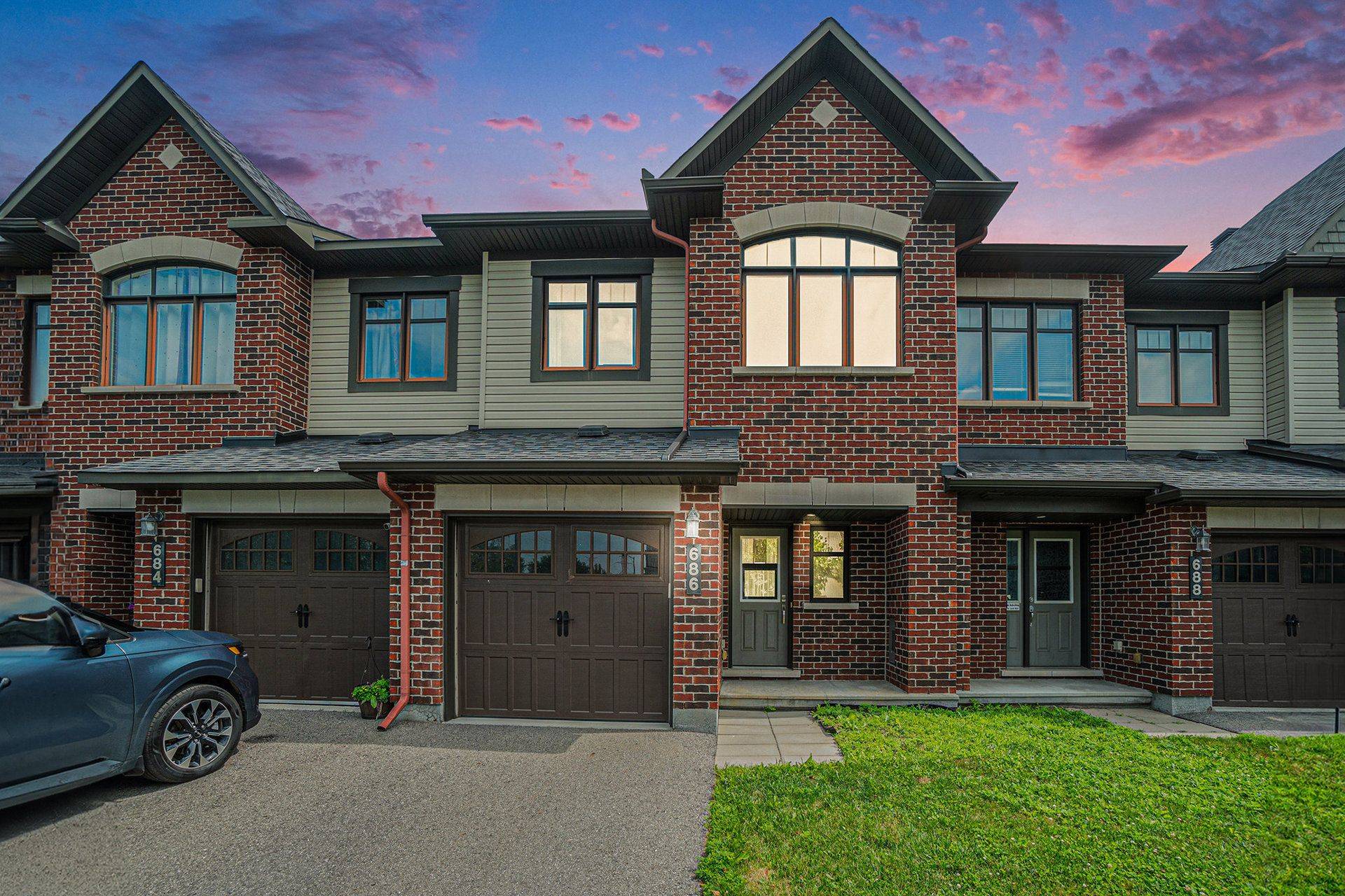 686 Trigoria CRES, Orleans - Cumberland And Area, ON K4A 0T6