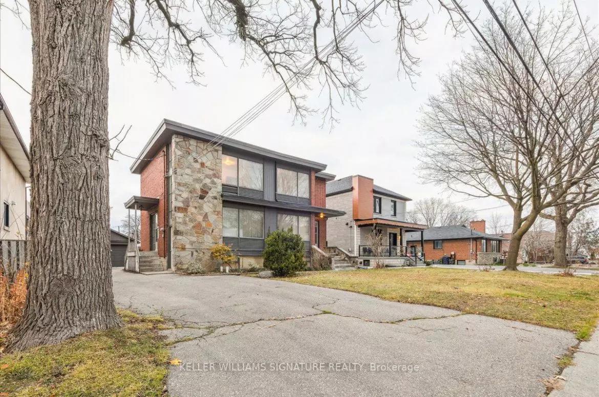 Toronto W04, ON M9N 2L6,214 Queenslea AVE #2nd floor Room3