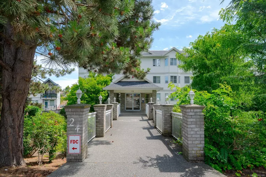 24 Prideaux St #301, Nanaimo, BC V9R 2M4
