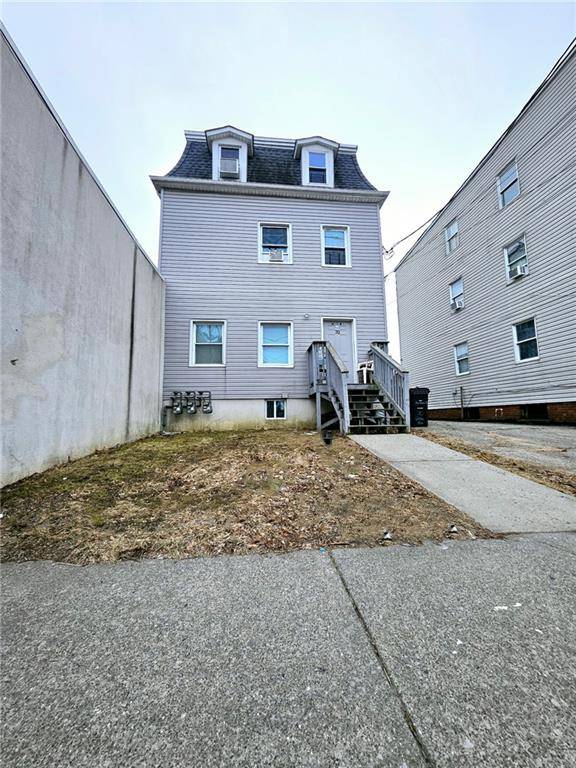 Staten  Island, NY 10302,70 Grove AVE