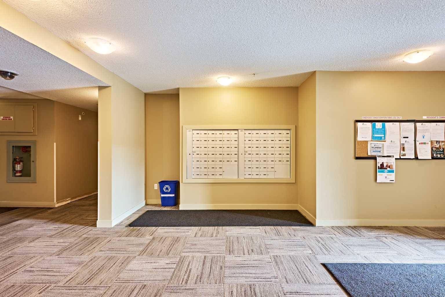 Airdrie, AB T4B 3V7,403 Mackenzie WAY Southwest #4314