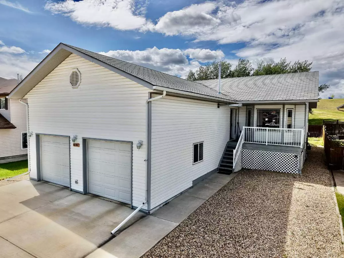 Peace River, AB T8S 1Y1,10302 83 ST