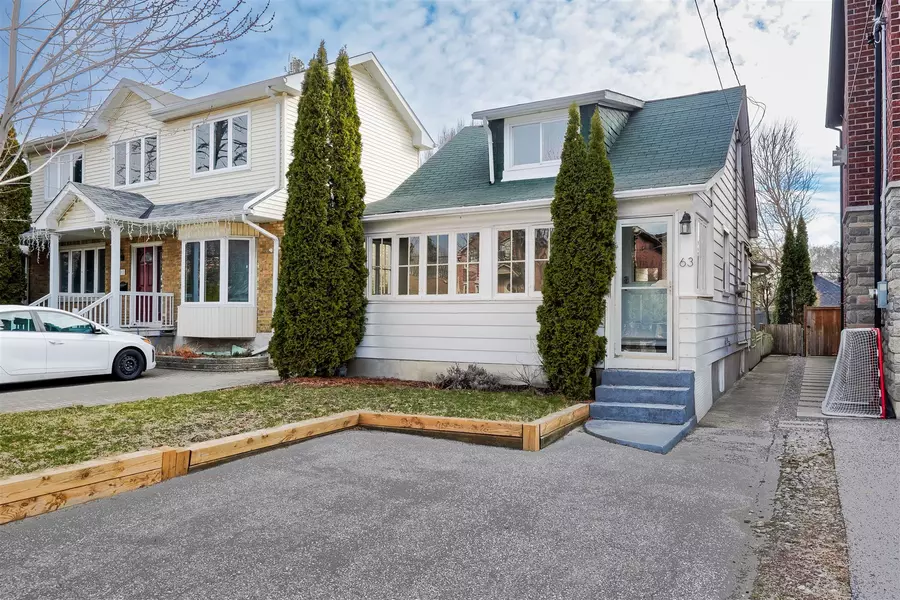 63 Guthrie AVE, Toronto W07, ON M8Y 3L2