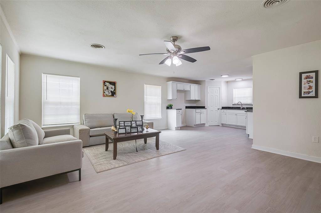 Greenville, TX 75402,3208 Poplar Street
