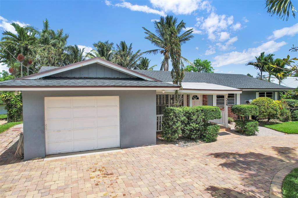 Palm Springs, FL 33461,324 Davis Rd