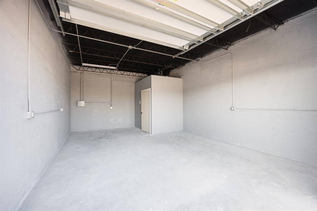 Oakland Park, FL 33334,1042 NE 44th Ct
