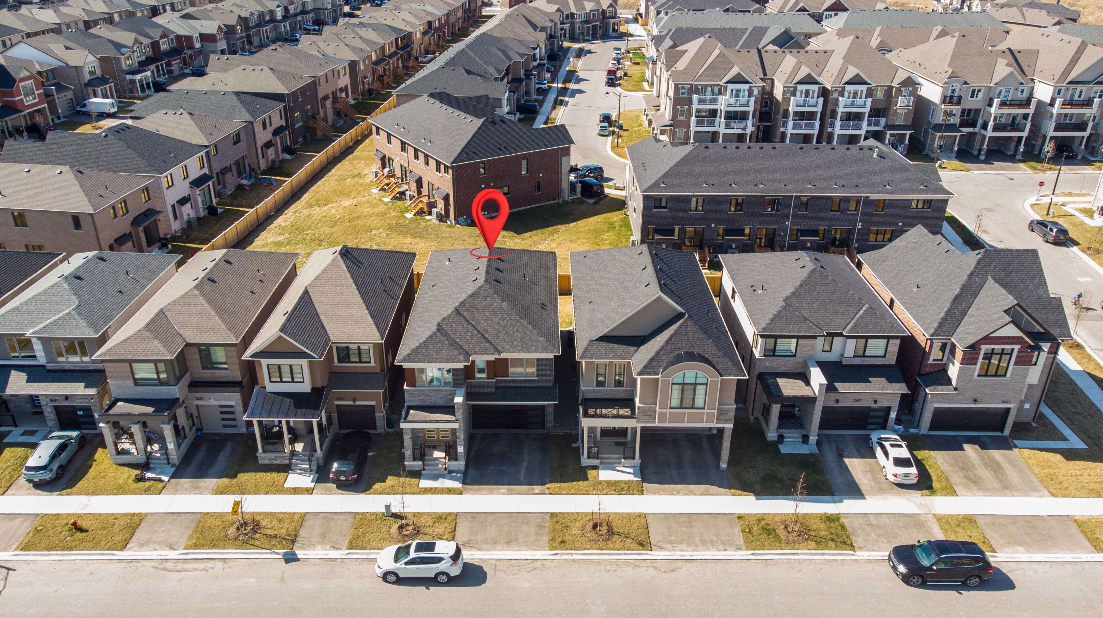 1659 Whitlock AVE, Milton, ON L9E 2A4