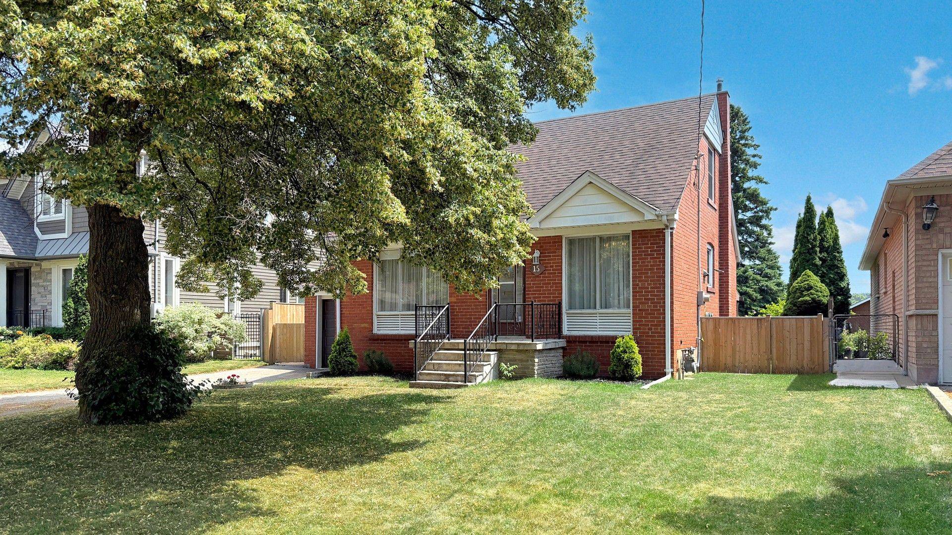 Toronto W07, ON M8Z 2L3,15 Elford BLVD