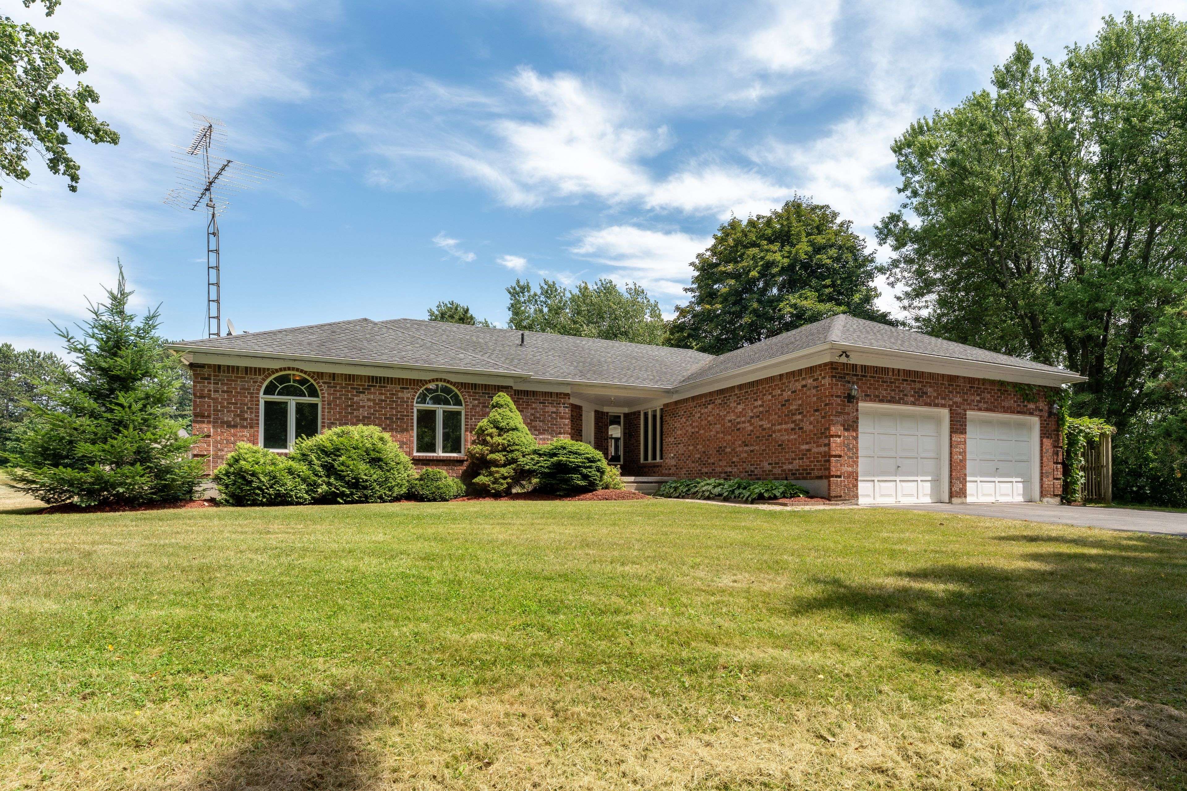 2172 McKendry RD, Kingston, ON K0H 1S0