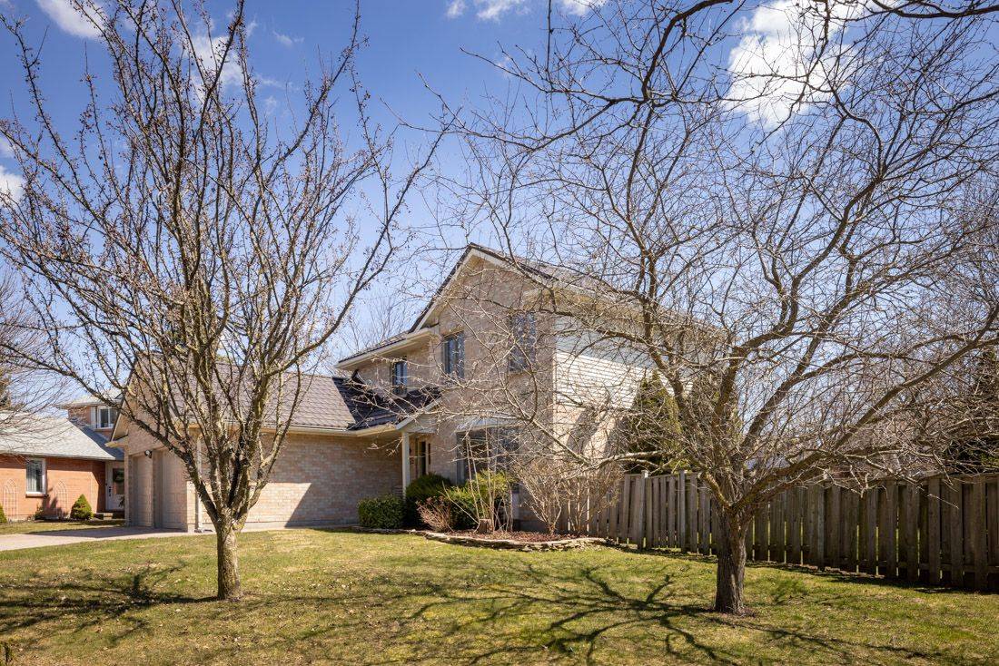London North, ON N6G 4J1,135 Acorn PL