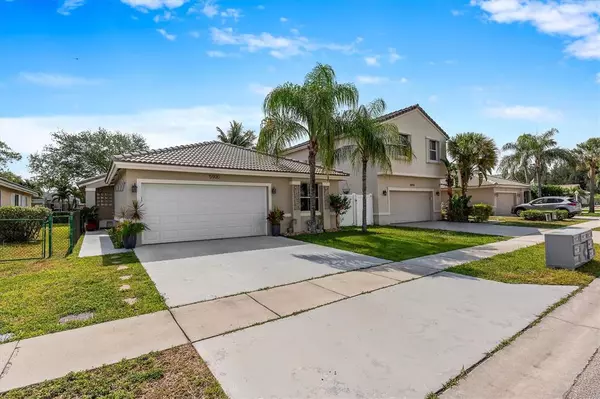 Tamarac, FL 33321,5900 E Grand Duke Cir