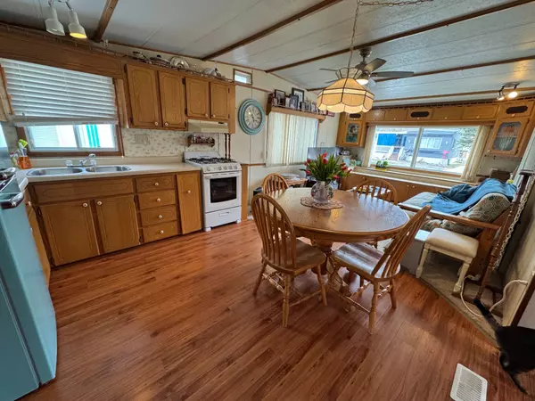 Waterloo, ON N2J 3Z4,580 Beaver Creek RD #194
