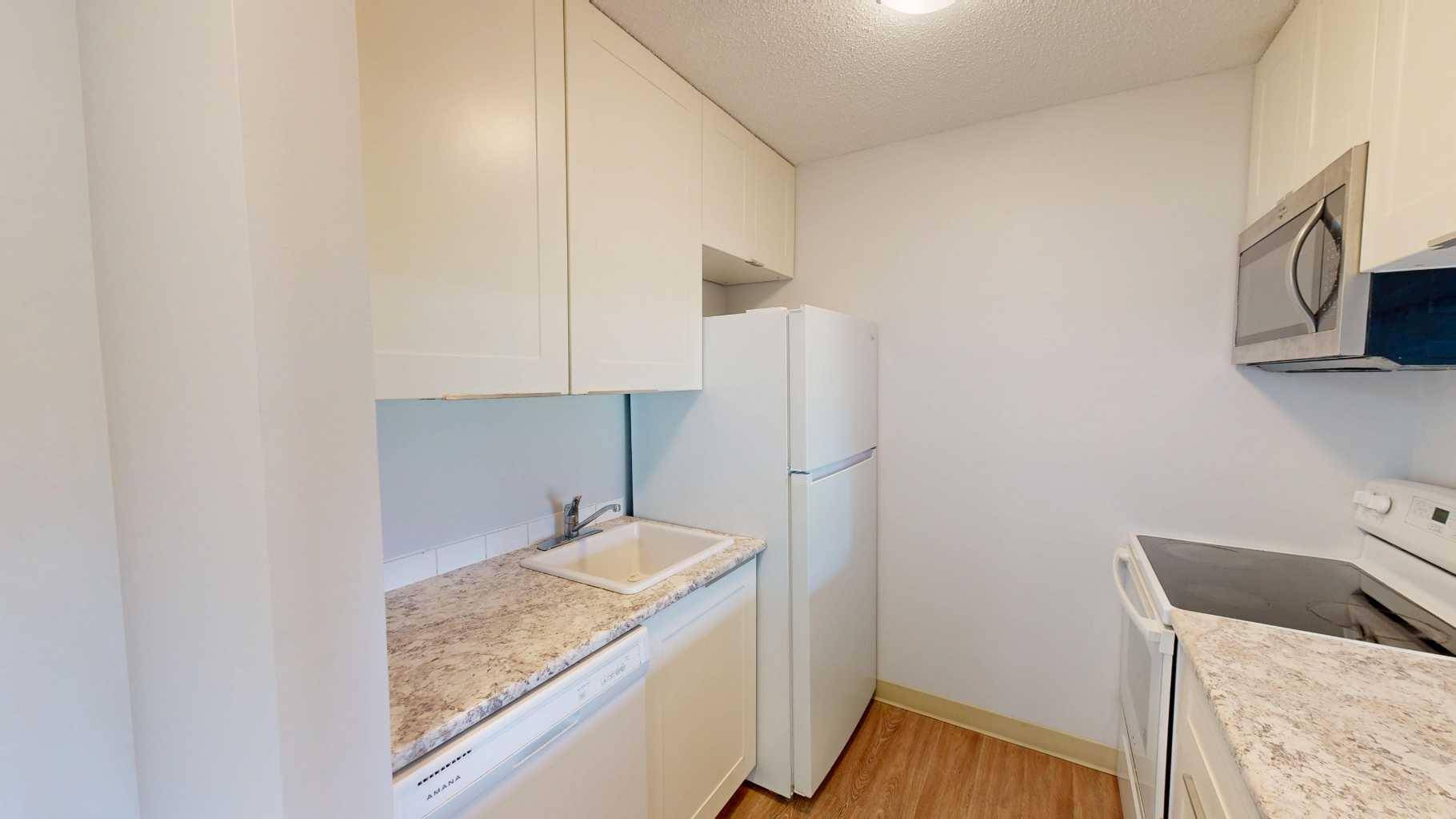 405 Columbia BLVD W #101, Lethbridge, AB T1K 5R6