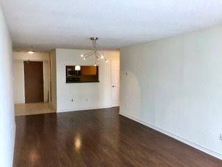 Toronto C08, ON M5B 2H9,45 Carlton ST #903